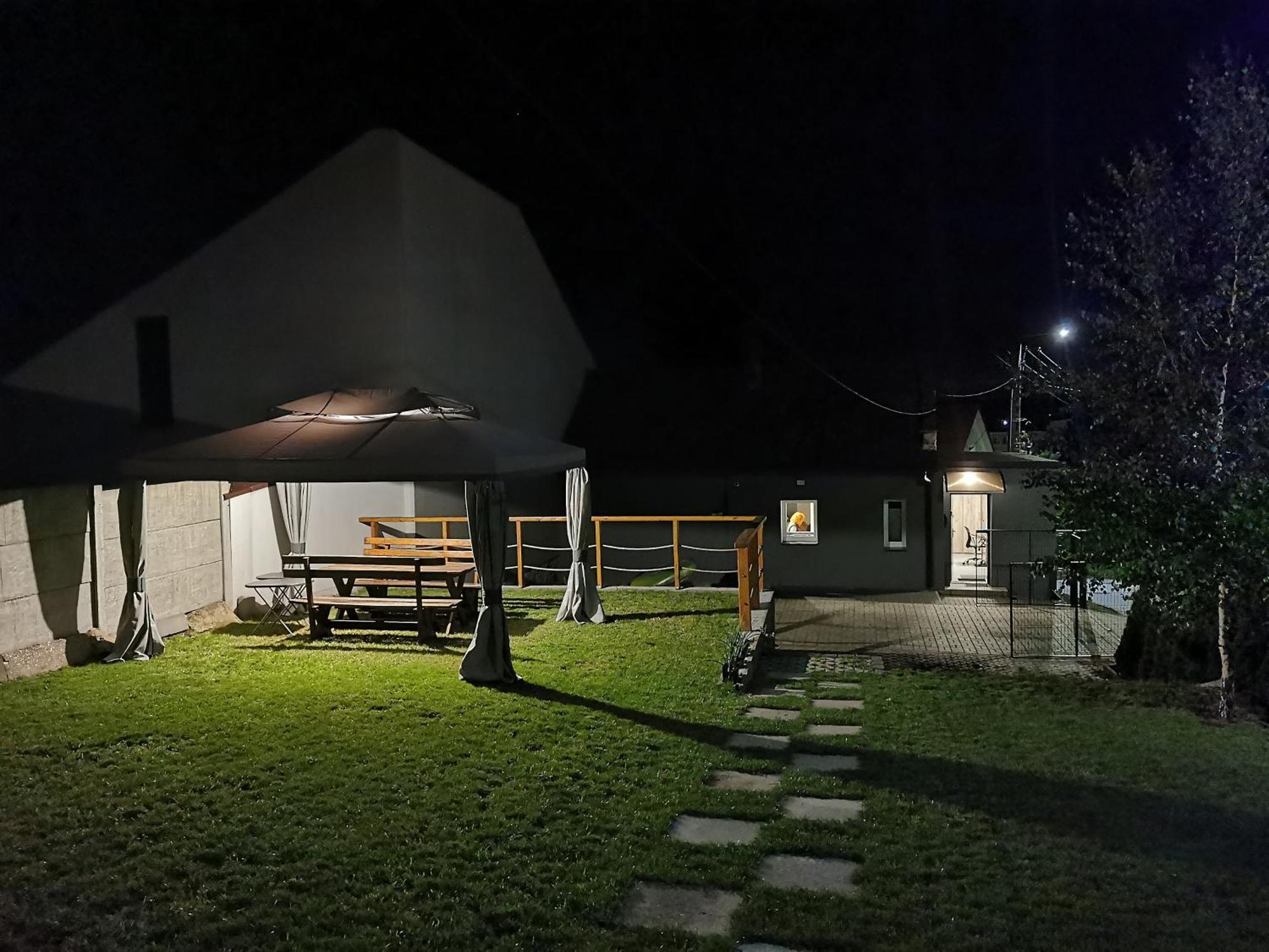Dom K2 Apartman Pinczow Kültér fotó